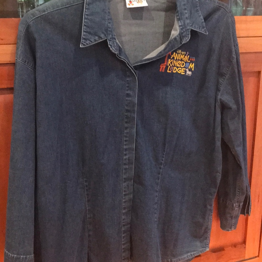 Woman’s Blouse